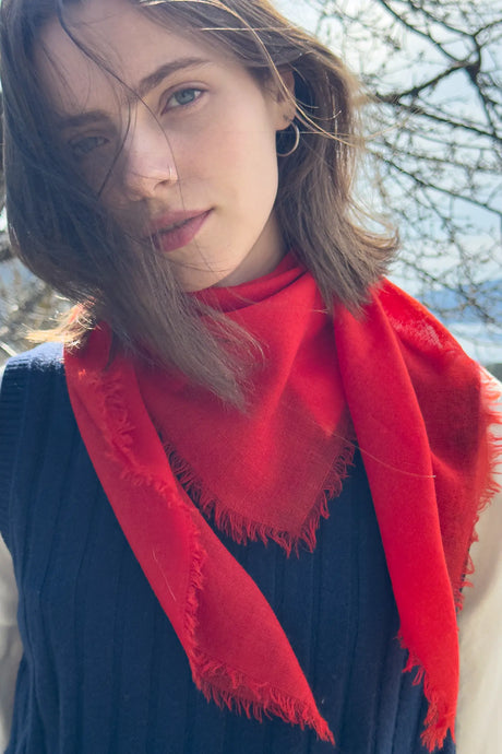 Whisperlight square scarf Flame